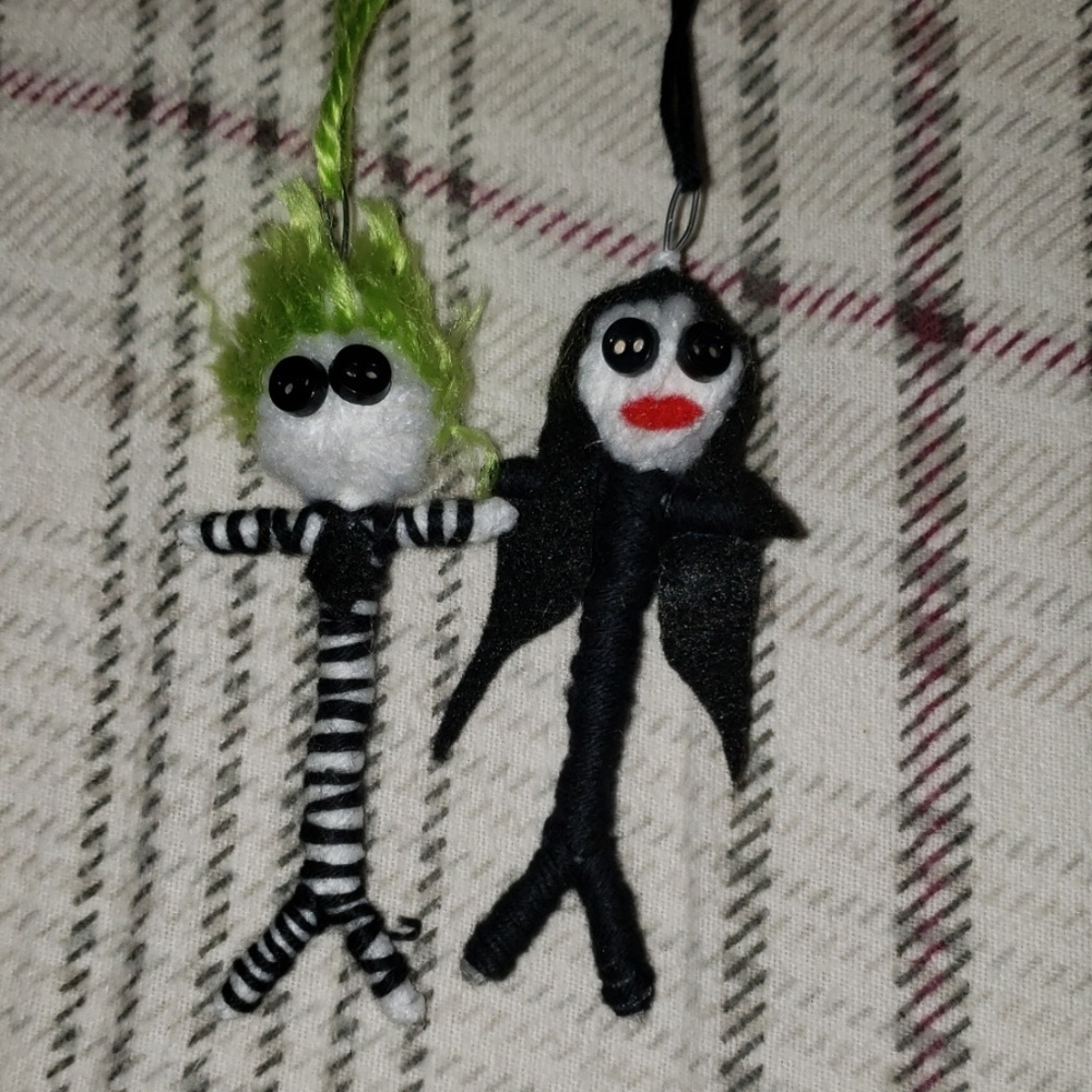 Sinister Creations Yarn dolls Beetlejuice Morticia